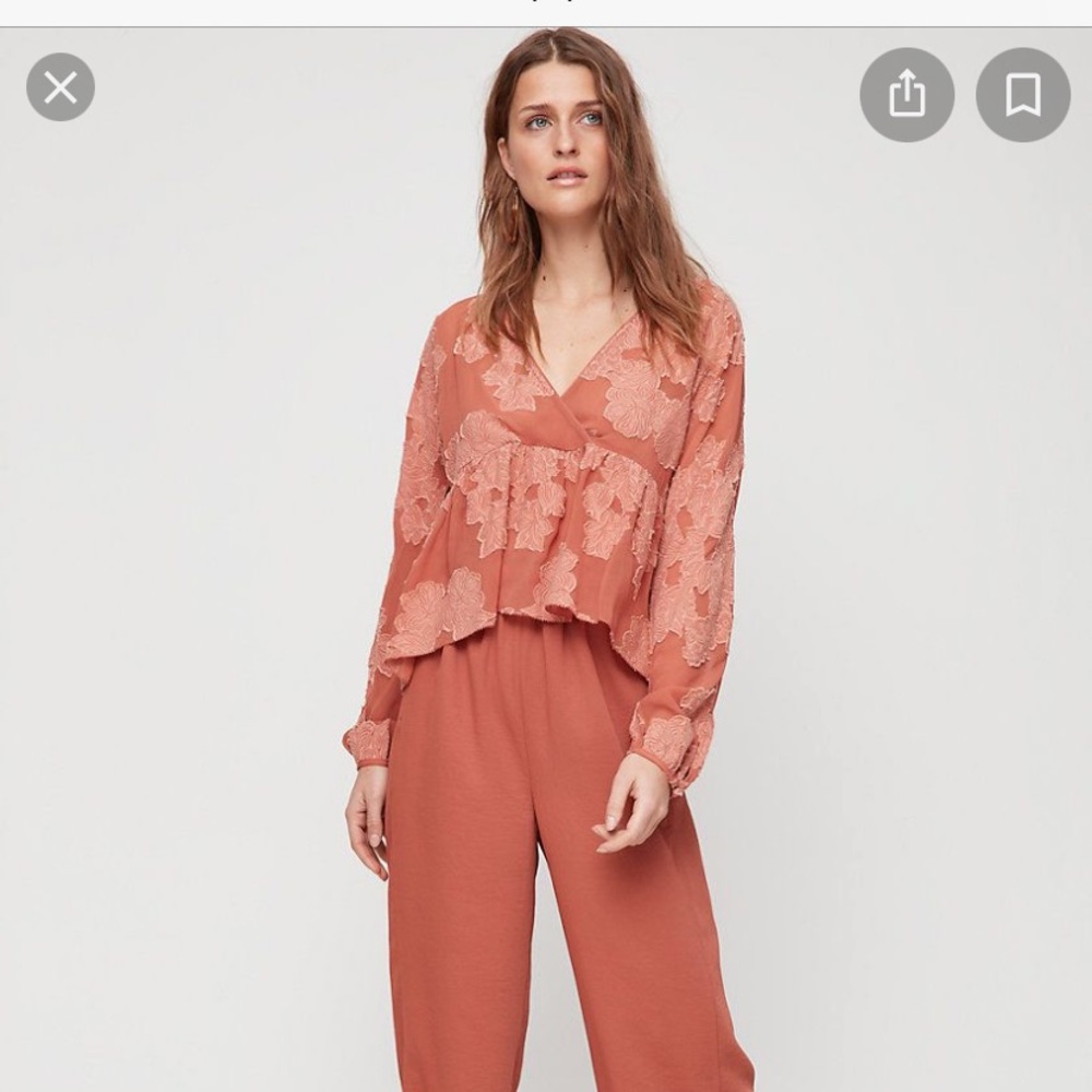 Aritzia wilfred peplum blouse size xxs